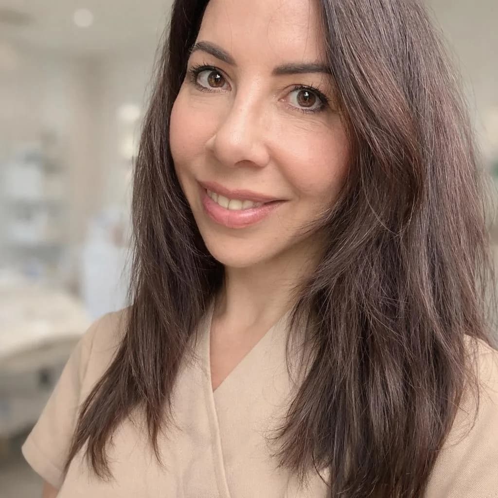 Gwyneth — gecertificeerd PMU specialist in Zoetermeer